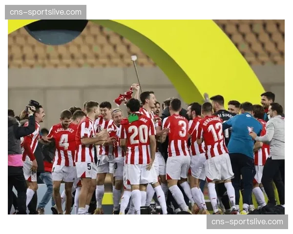 毕尔巴鄂竞技公布大名单，威廉姆斯兄弟与桑塞特悉数在列