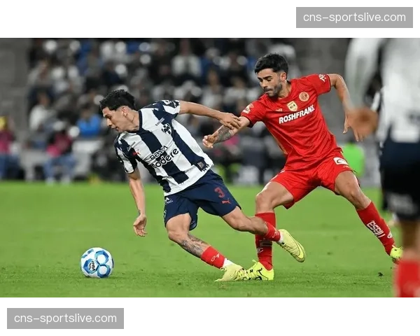 新技术前瞻：下赛季意甲部分球场将测试芯片足球，以更精准测量传球速度与力量